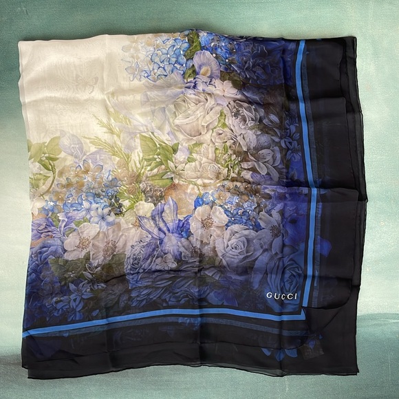 Authentic Gucci Floral Silk Scarf - Picture 3 of 11